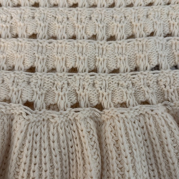 New J. Crew Crochet Ruffle Sweater Tank Top Ivory Size XS Fitted - Picture 9 of 10
